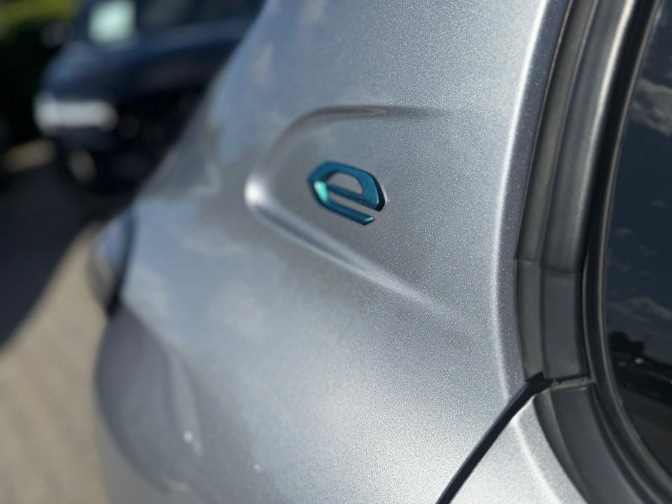 Peugeot e-208 50 Allure 5d