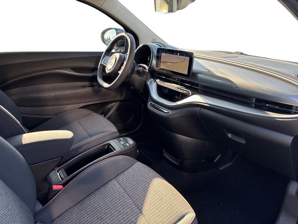 Fiat 500e 42 Icon Cabrio 2d