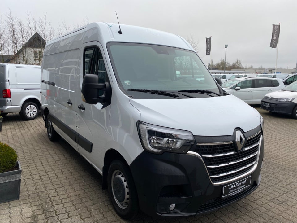 Renault Master IV T35 2,3 dCi 150 L2H2 Kassevogn