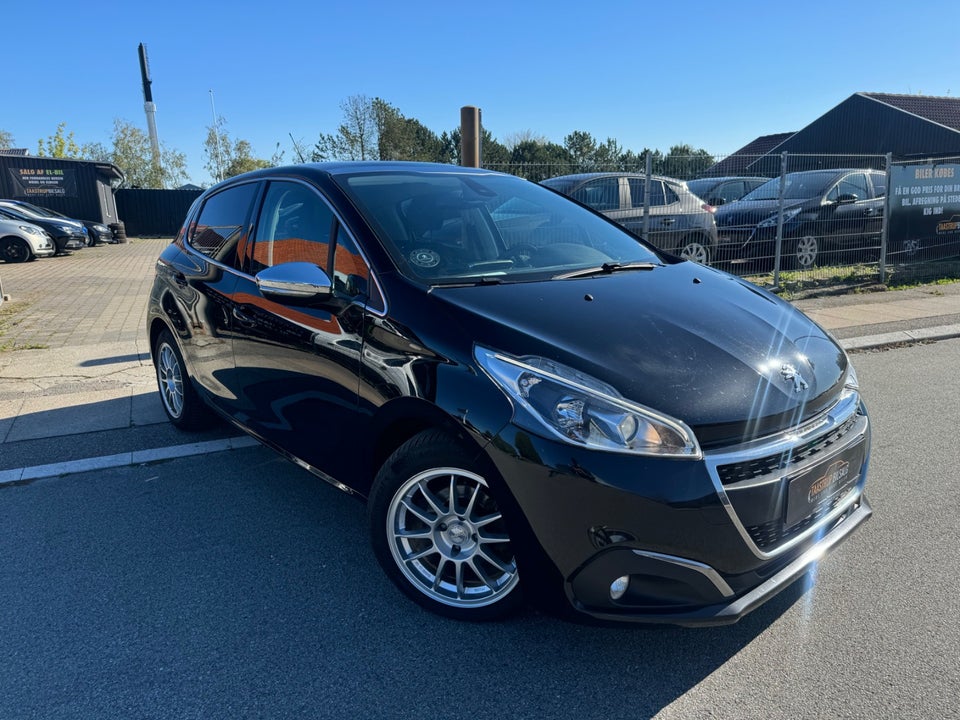 Peugeot 208 1,6 BlueHDi 100 Envy 5d