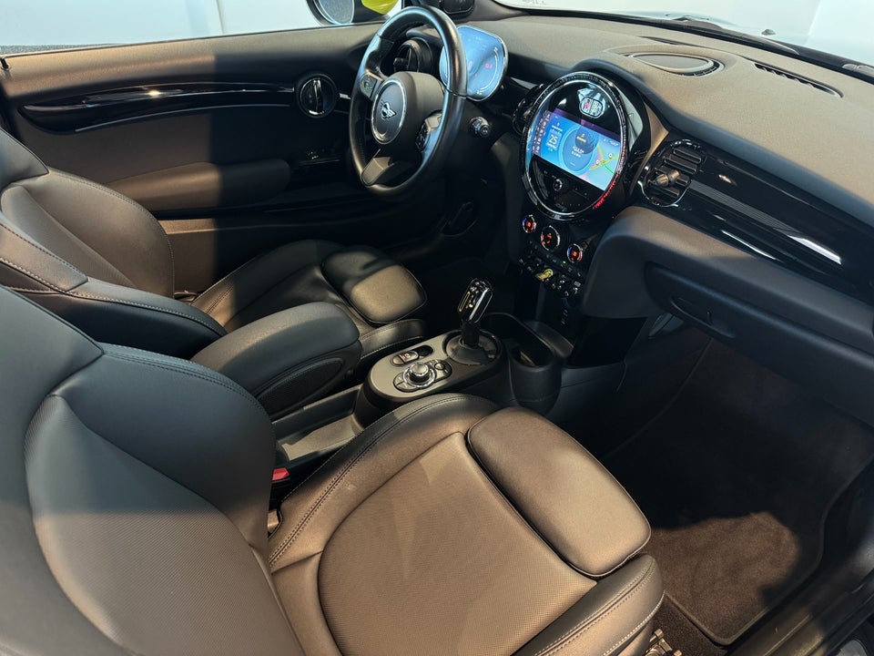 MINI Cooper SE Classic 3d