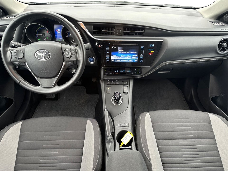 Toyota Auris 1,8 Hybrid H2 Comfort CVT 5d