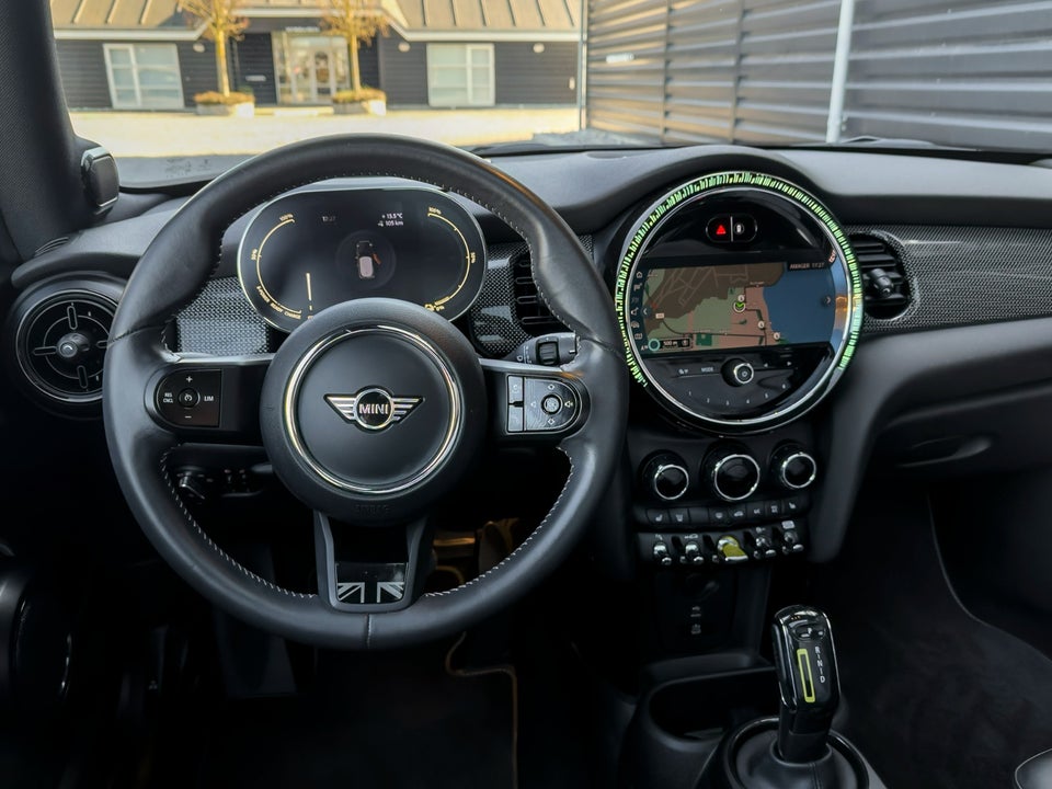 MINI Cooper SE Maximise 3d