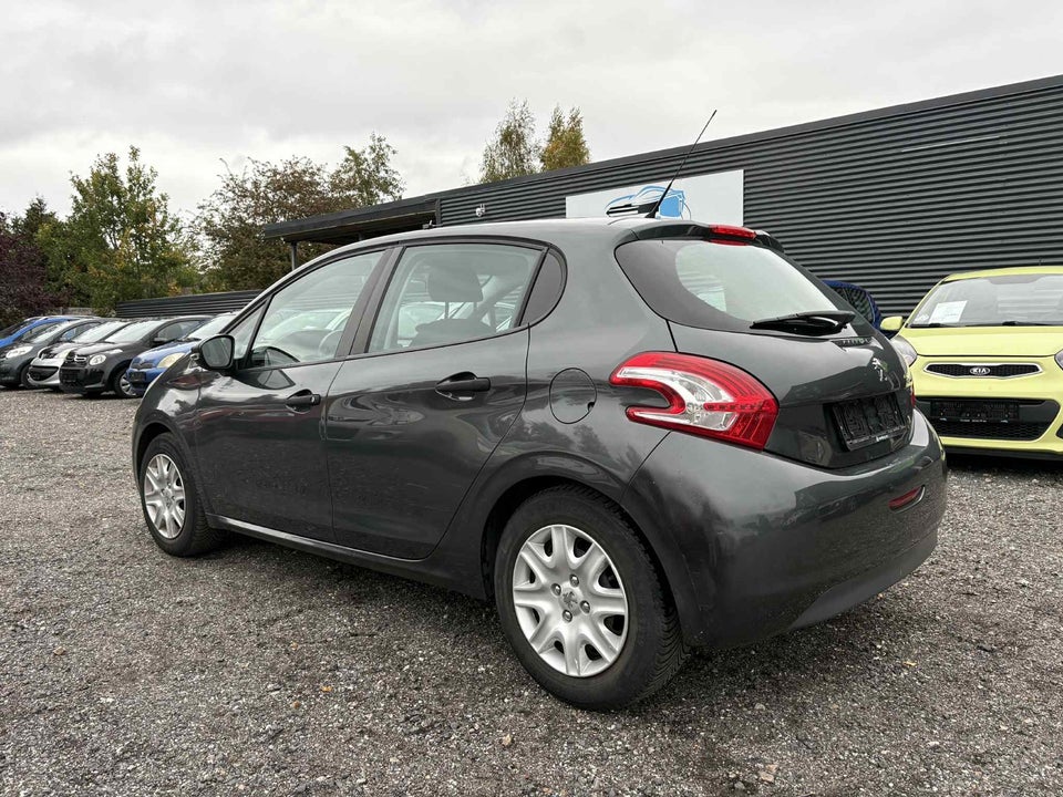 Peugeot 208 1,0 VTi Access 5d