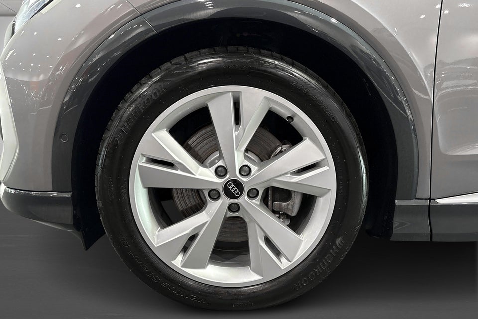 Audi Q4 e-tron 45 S-line 5d