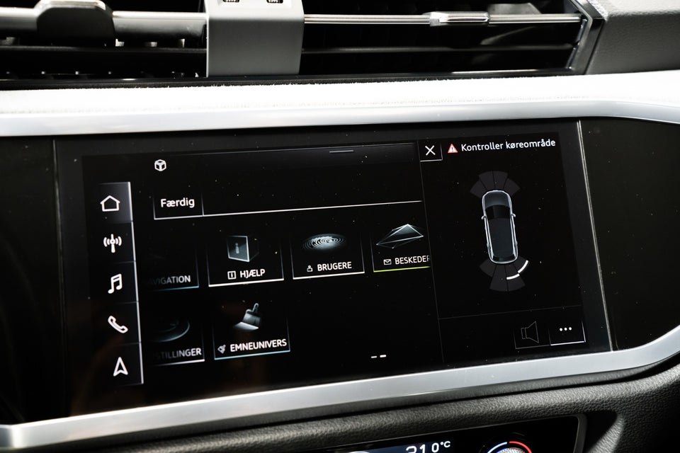 Audi Q3 45 TFSi e Attitude plus S-tr. 5d