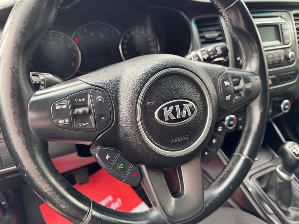 Kia Carens 1,6 GDi Family 5d