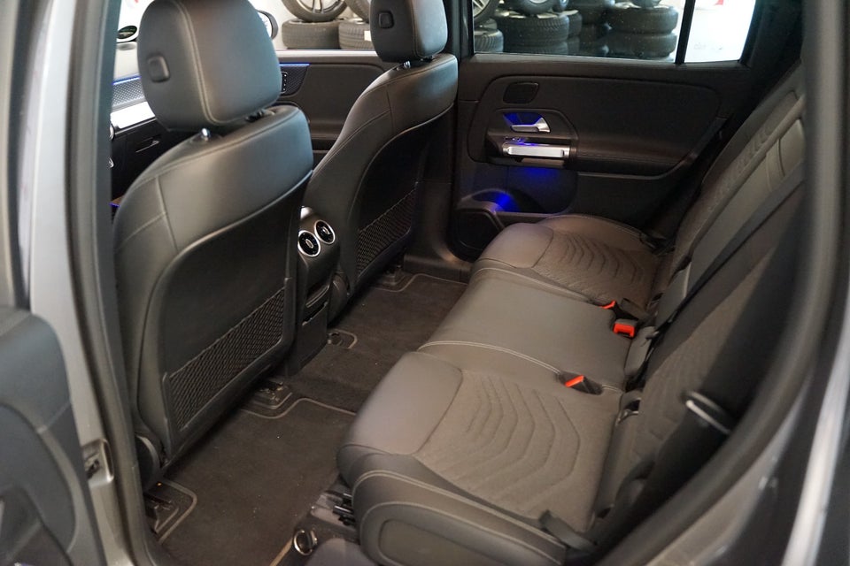 Mercedes EQB300 Progressive 4Matic 5d