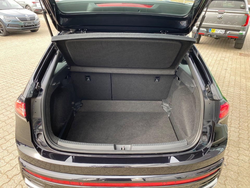 VW Taigo 1,0 TSi 110 R-line DSG 5d