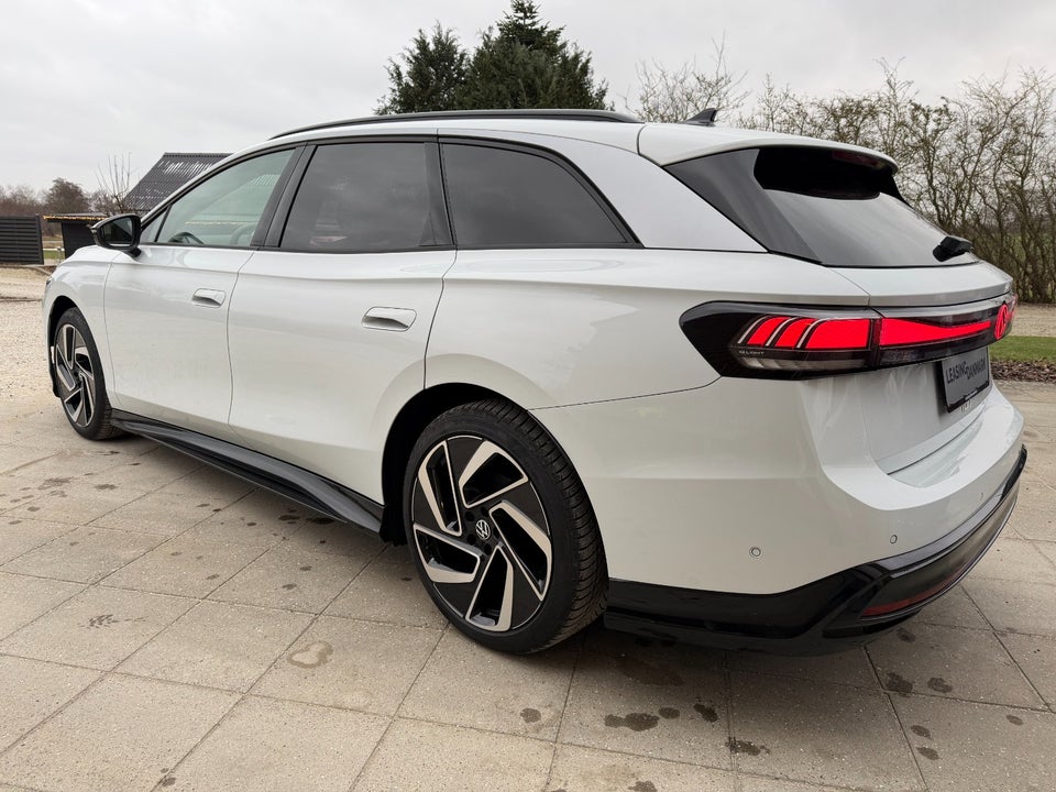 VW ID.7 77 Style Tourer 5d