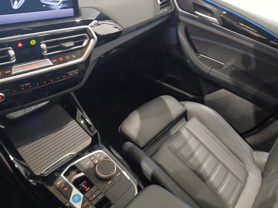 BMW iX3 Charged Plus M-Sport 5d