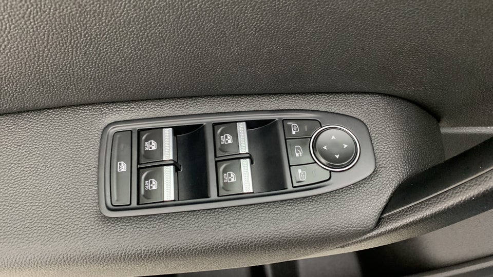 Renault Captur 1,3 TCe 130 Intens EDC 5d