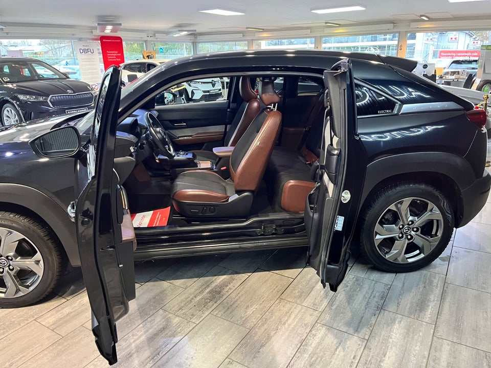 Mazda MX-30 e-SkyActiv Comfort 5d