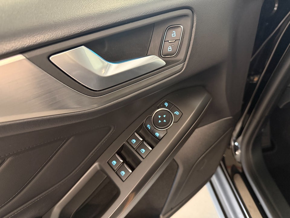 Ford Focus 1,5 EcoBlue Connected stc. aut. Van 5d