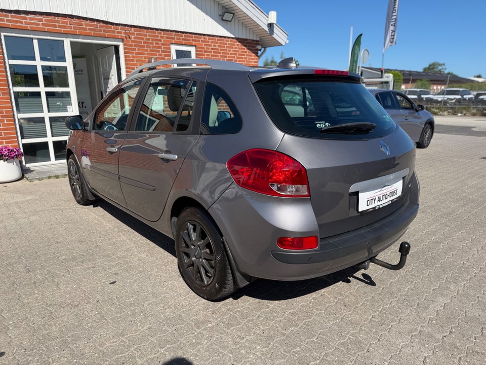Renault Clio III 1,5 dCi 75 Avantage Sport Tourer 5d