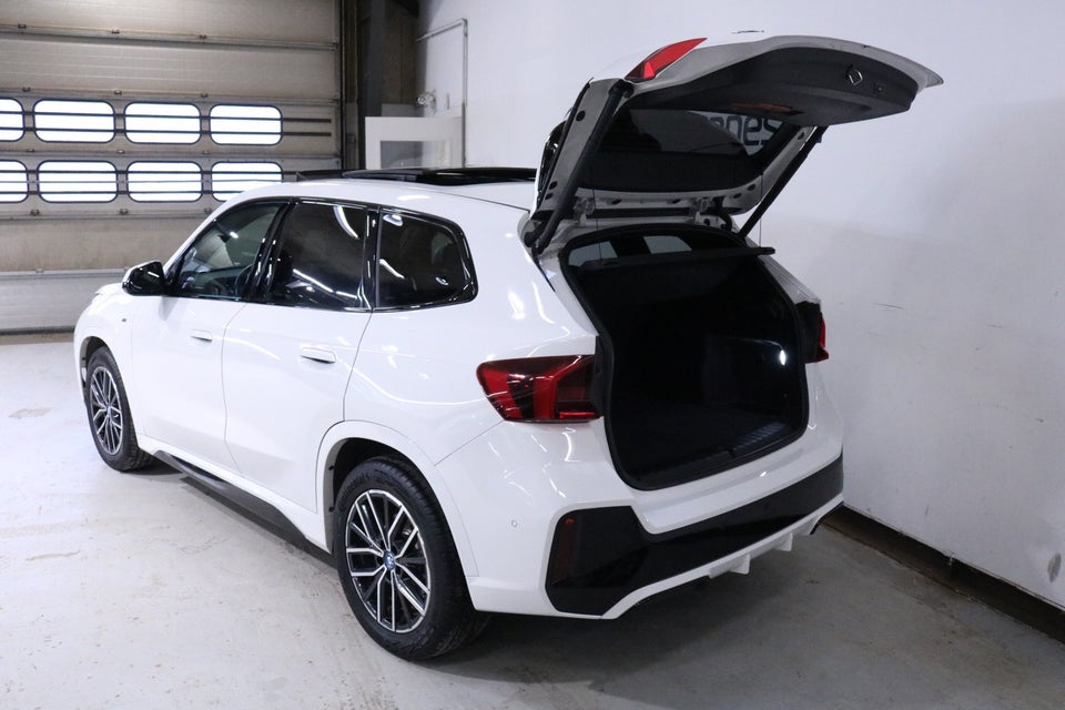 BMW iX1 eDrive20 M-Sport 5d