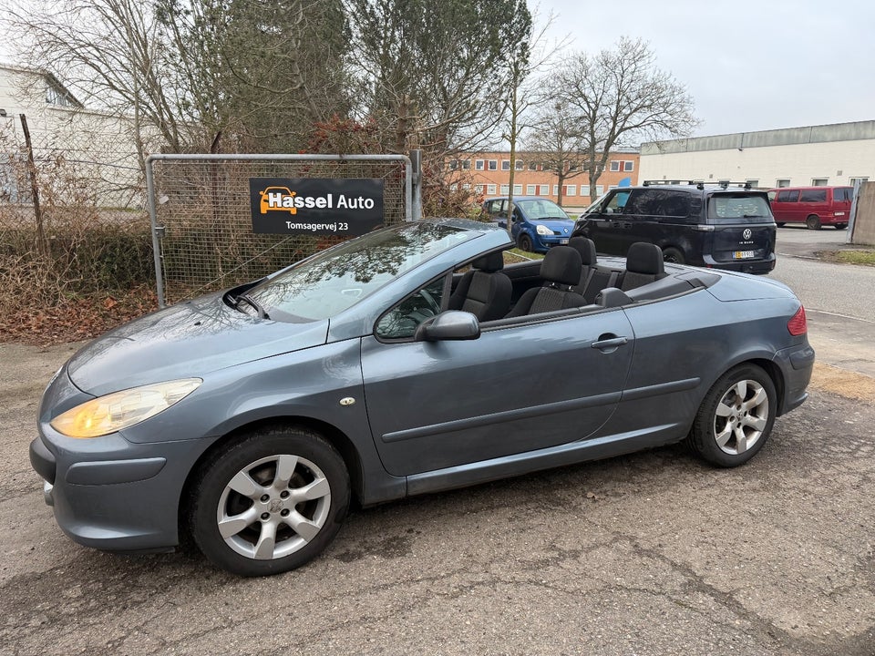 Peugeot 307 2,0 16V CC 2d