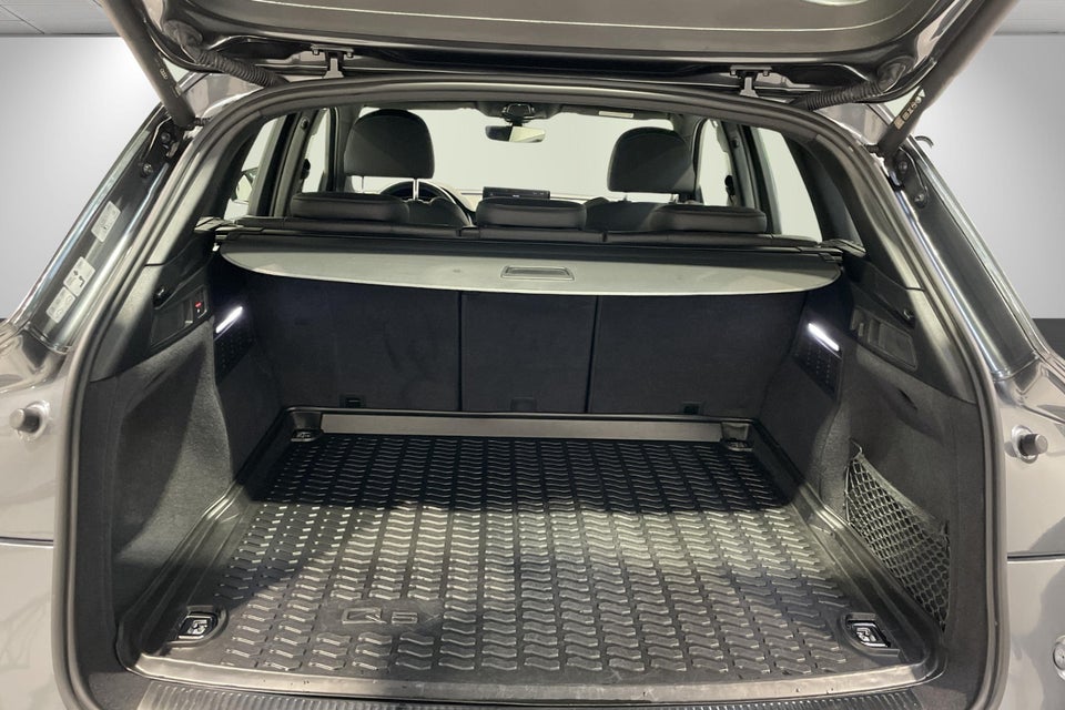 Audi Q5 50 TFSi e S-line quattro S-tr. 5d