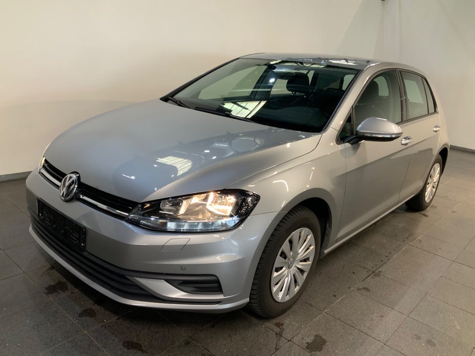 VW Golf VII 1,0 TSi 85 Trendline 5d