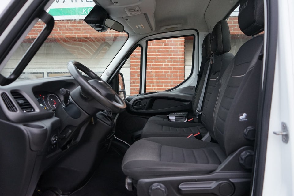 Iveco Daily 3,0 35C18 4100mm Lad AG8