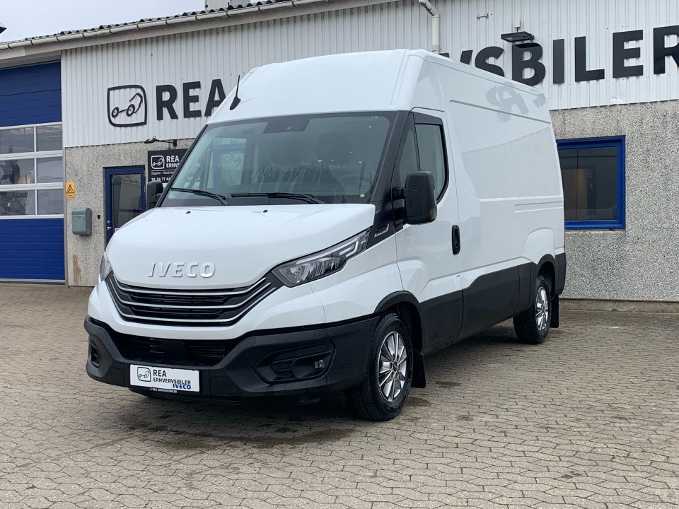 Iveco Daily 3,0 35S18 12m³ Van AG8