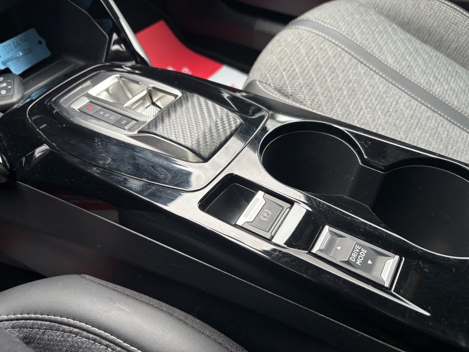 Peugeot 2008 1,2 PureTech 130 Allure EAT8 5d