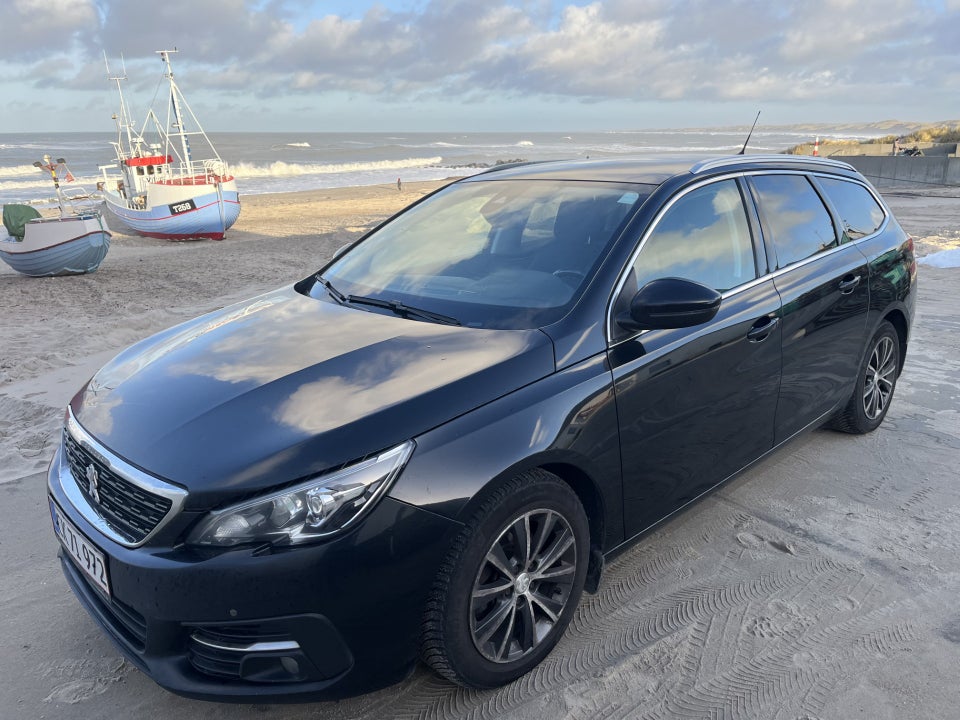 Peugeot 308 1,6 BlueHDi 120 Allure+ SW 5d