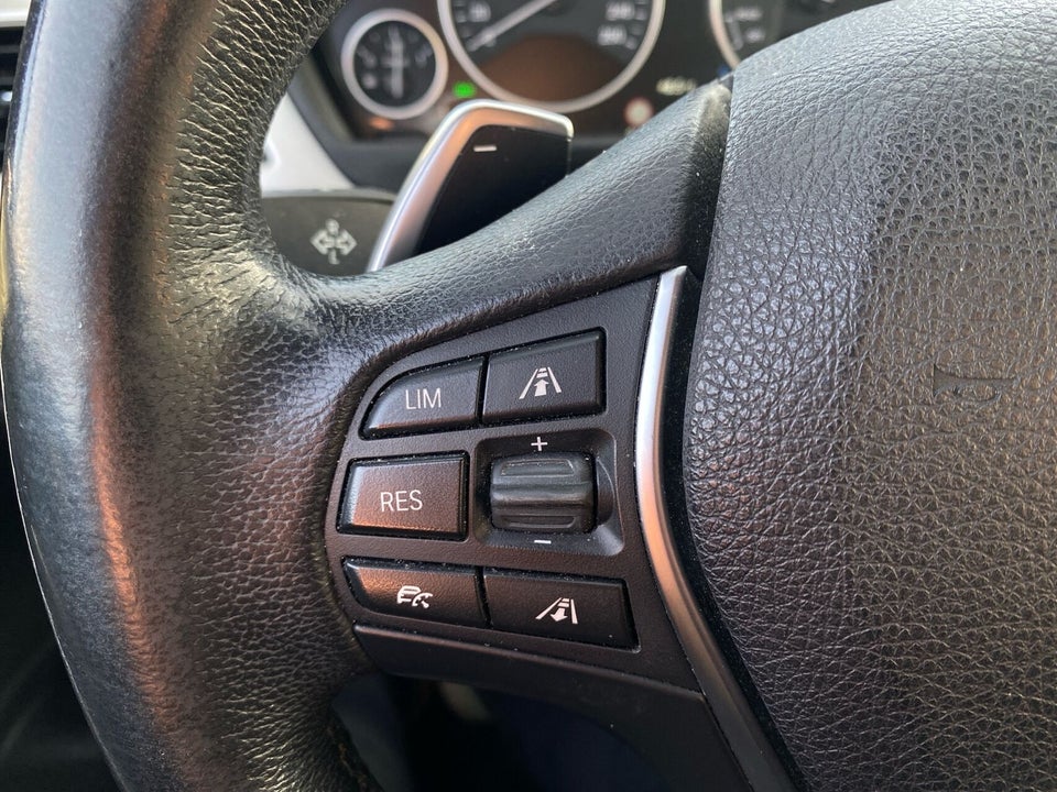 BMW 320d 2,0 Touring aut. 5d