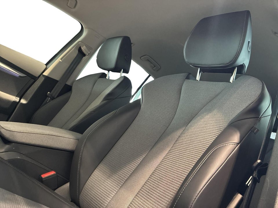 Skoda Enyaq 85x iV Loft 5d