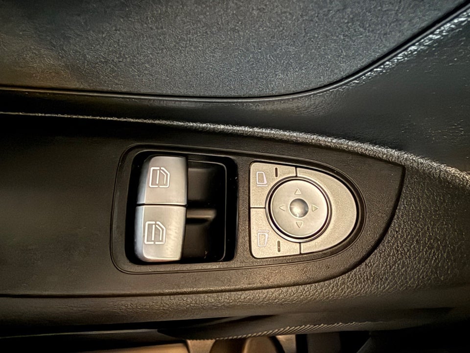 Mercedes Vito 114 2,0 CDi A2 Kassevogn PRO aut. RWD