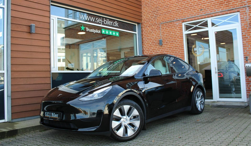 Tesla Model Y RWD 5d