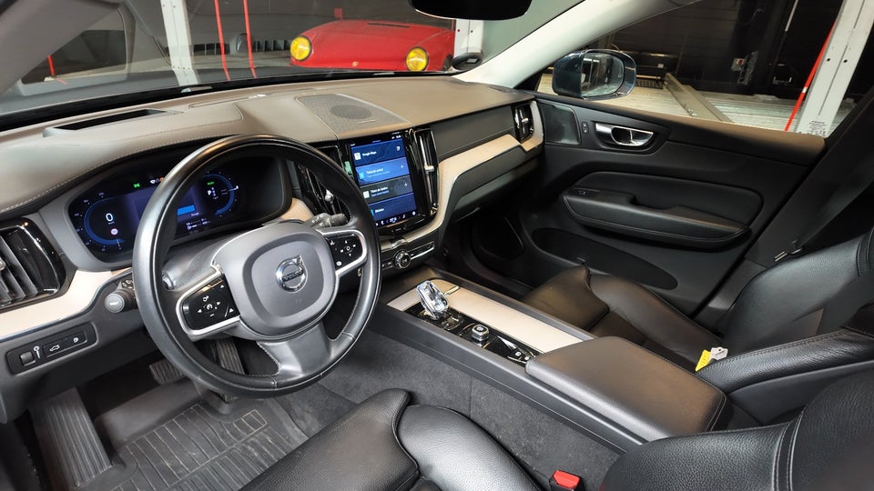 Volvo XC60 2,0 T8 ReCharge Inscription aut. AWD 5d