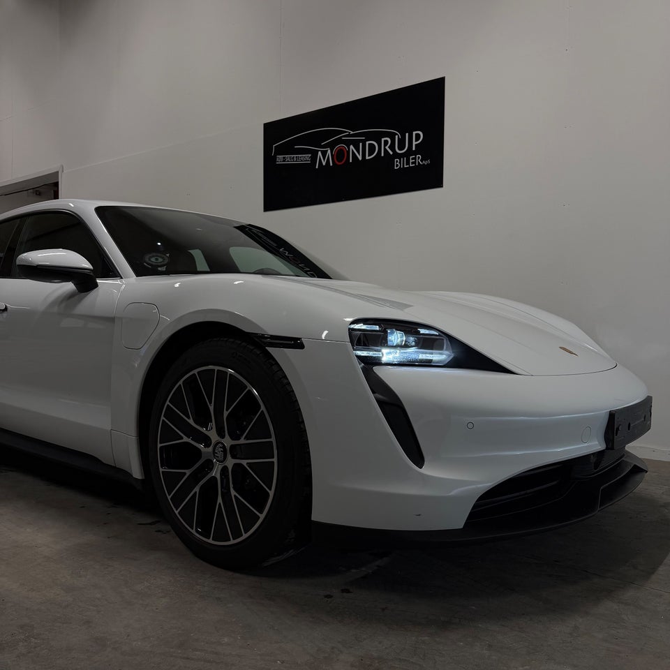 Porsche Taycan Performance+ Sport Turismo 5d