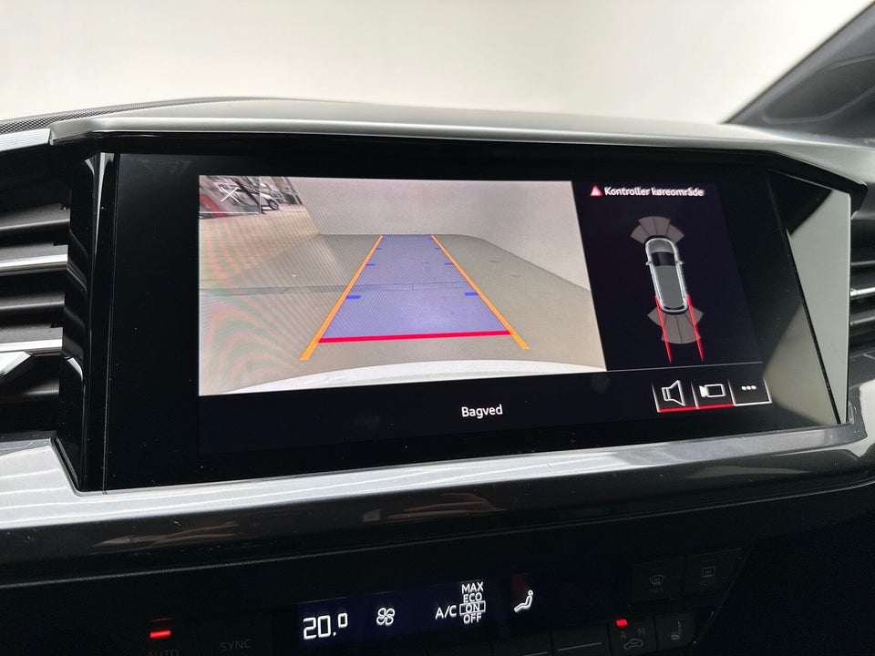 Audi Q4 e-tron 50 S-line quattro 5d