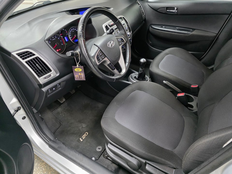 Hyundai i20 1,25 Classic XTR+ 5d