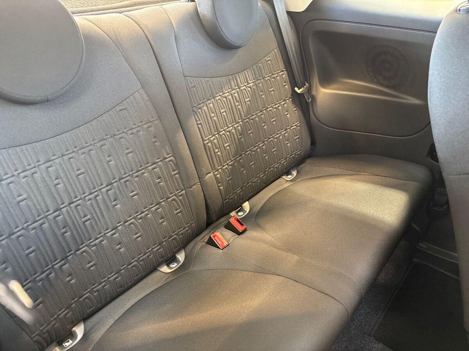 Fiat 500 1,0 Hybrid Vita Comfort 3d