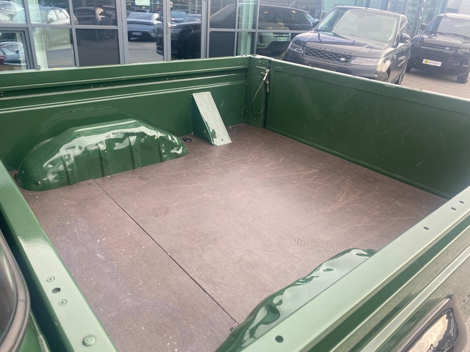 Land Rover Defender 130 2,5 TD5 Crew-Cab 5d