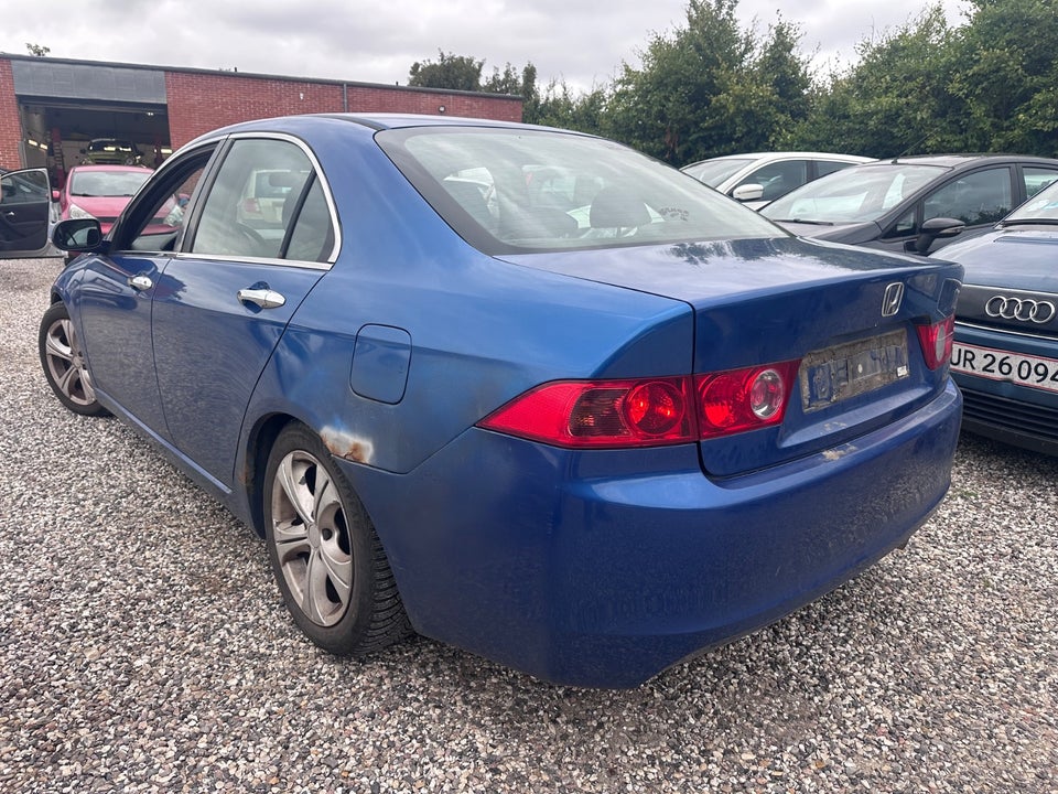 Honda Accord 2,0i Comfort 4d