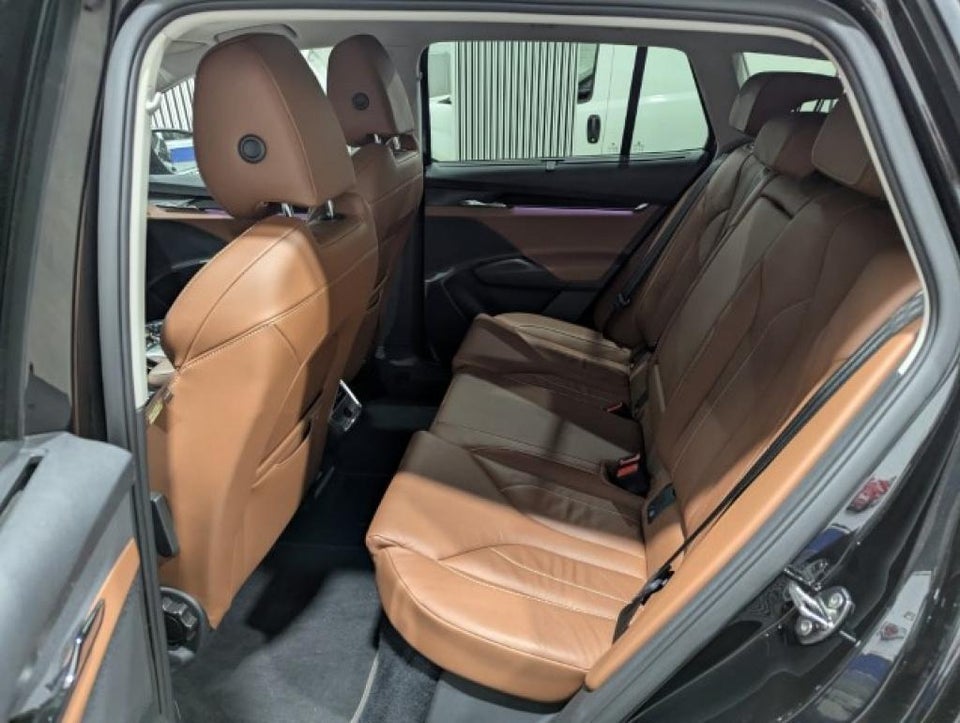 Skoda Enyaq 60 iV ecoSuite 5d