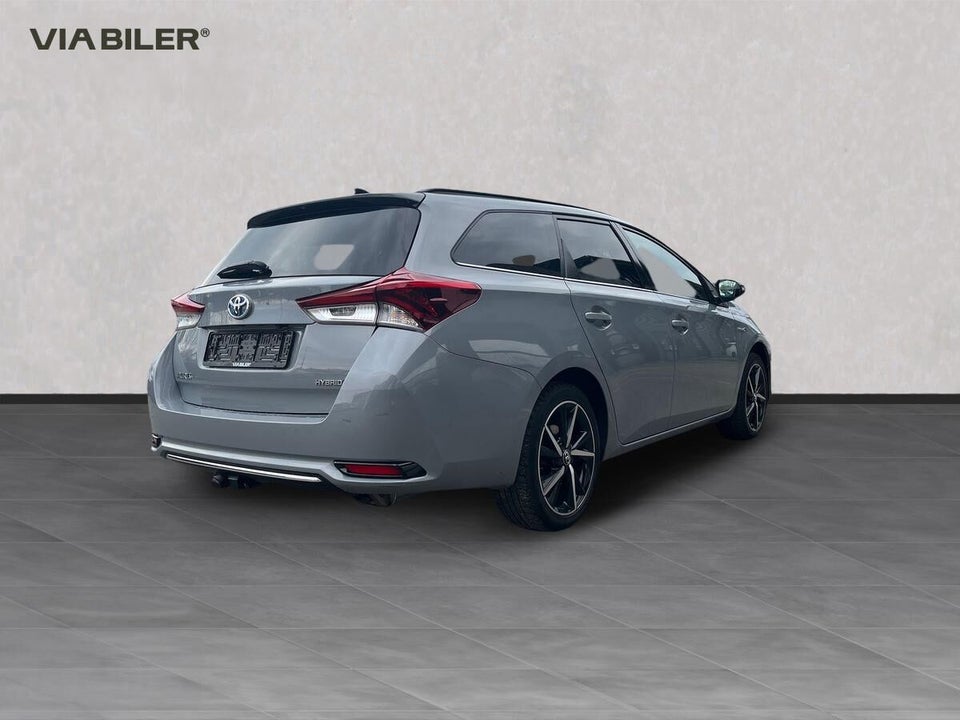 Toyota Auris 1,8 Hybrid H2 Style Touring Sports CVT 5d