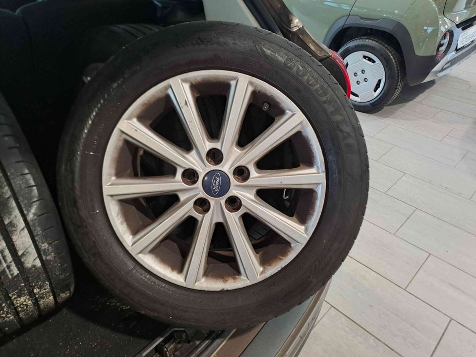 Ford C-MAX 1,0 SCTi 125 Titanium 5d