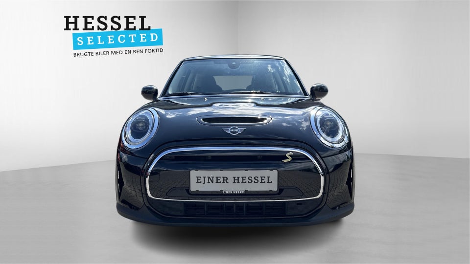 MINI Cooper SE Essential 3d