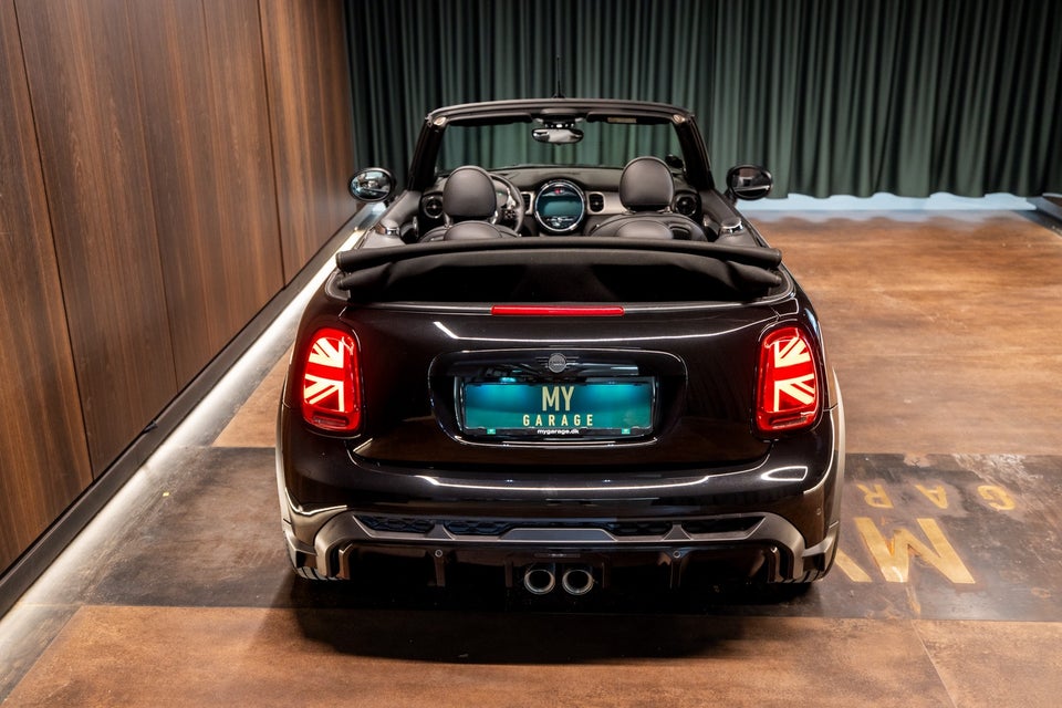 MINI Cooper S 2,0 JC Works Cabriolet aut. 2d
