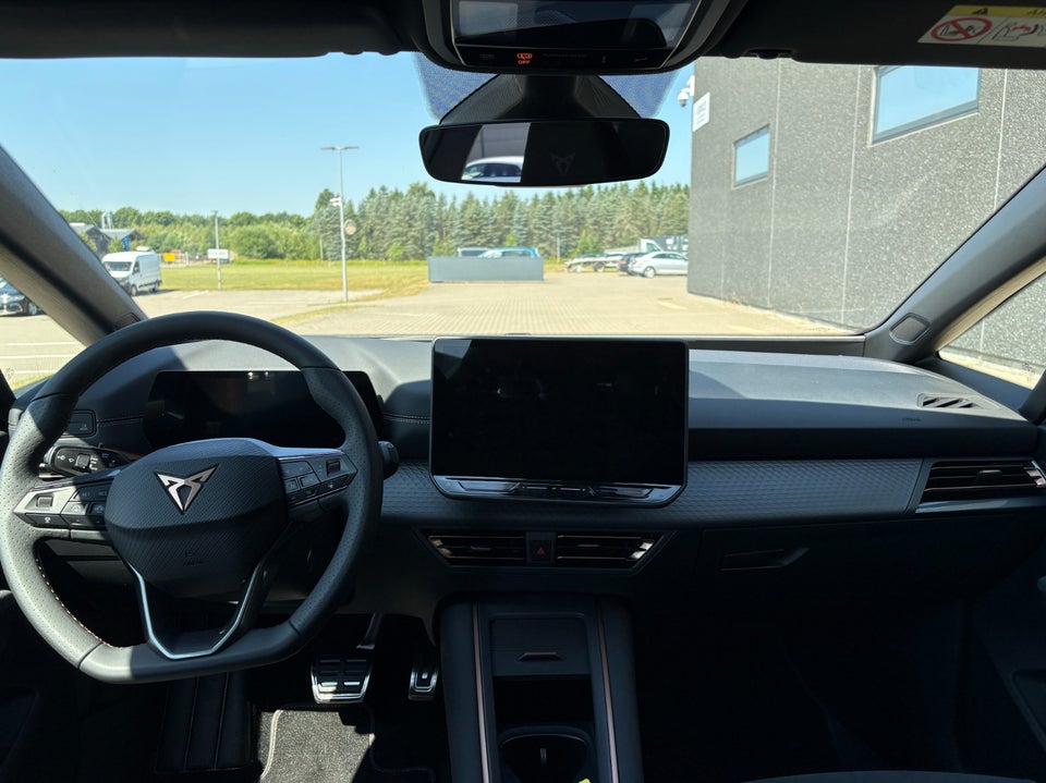 Cupra Born 58 Plus 5d