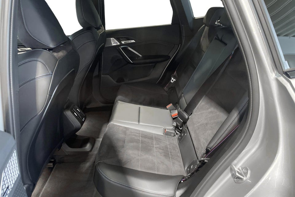 BMW iX1 eDrive20 M-Sport Pro 5d