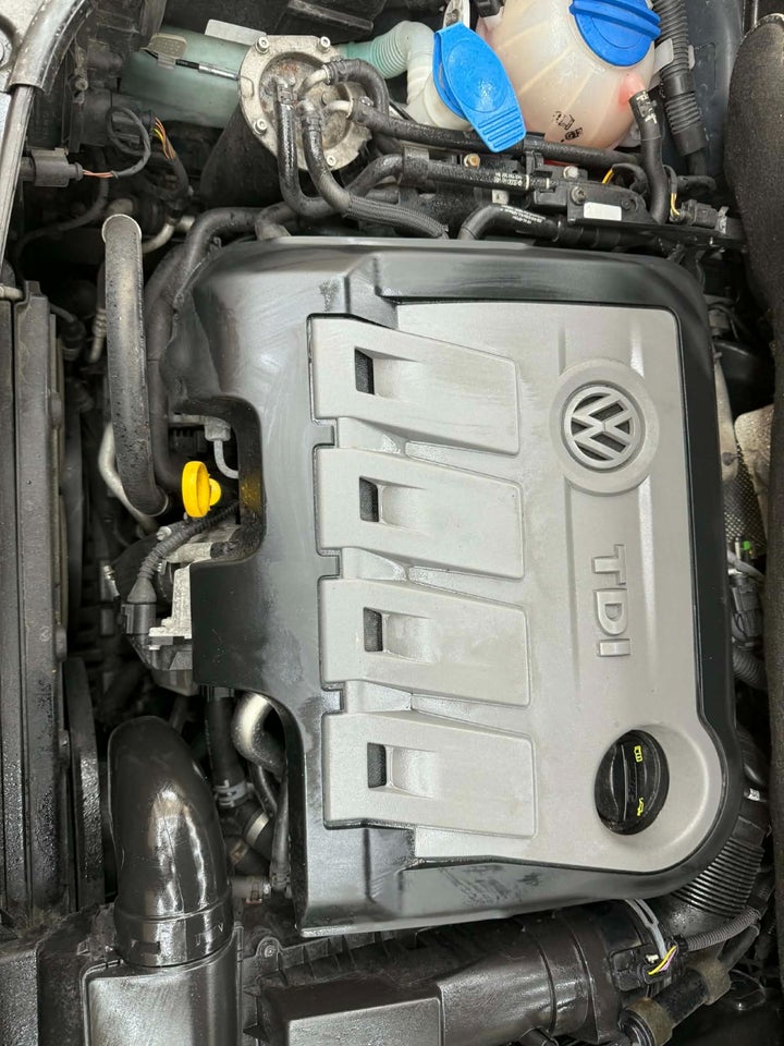 VW Touran 2,0 TDi 177 Highline DSG 7prs 5d