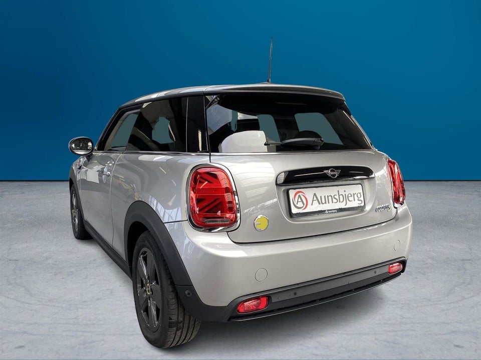 MINI Cooper SE Classic Trim 3d