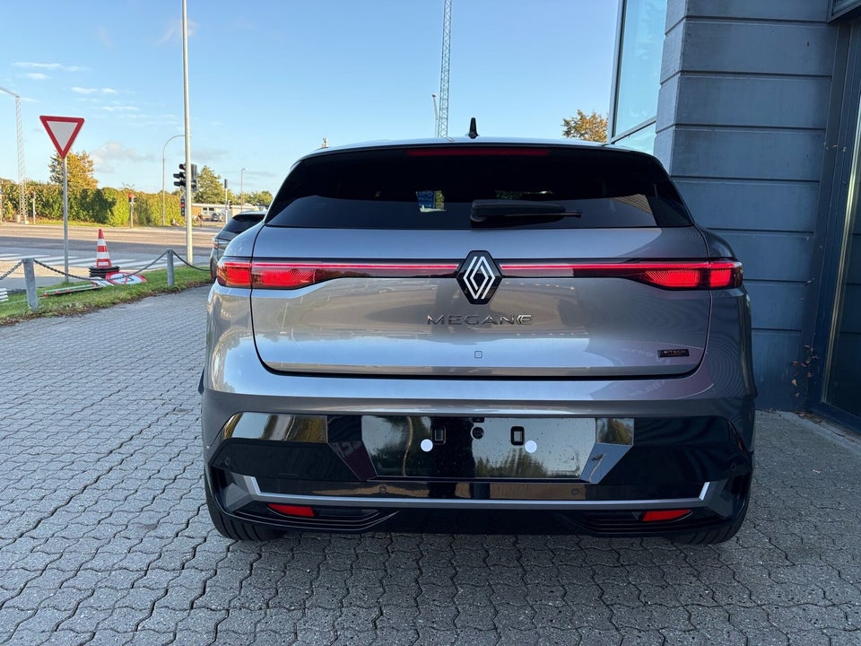 Renault Megane E-Tech 60 Optimum Charge 5d