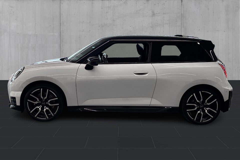 MINI Cooper SE JCW Trim XL 3d