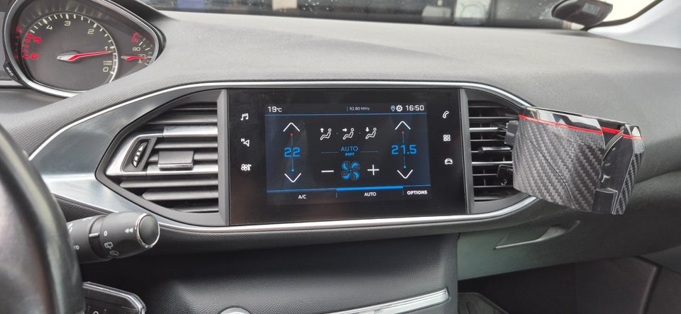 Peugeot 308 1,5 BlueHDi 130 Allure+ SW 5d